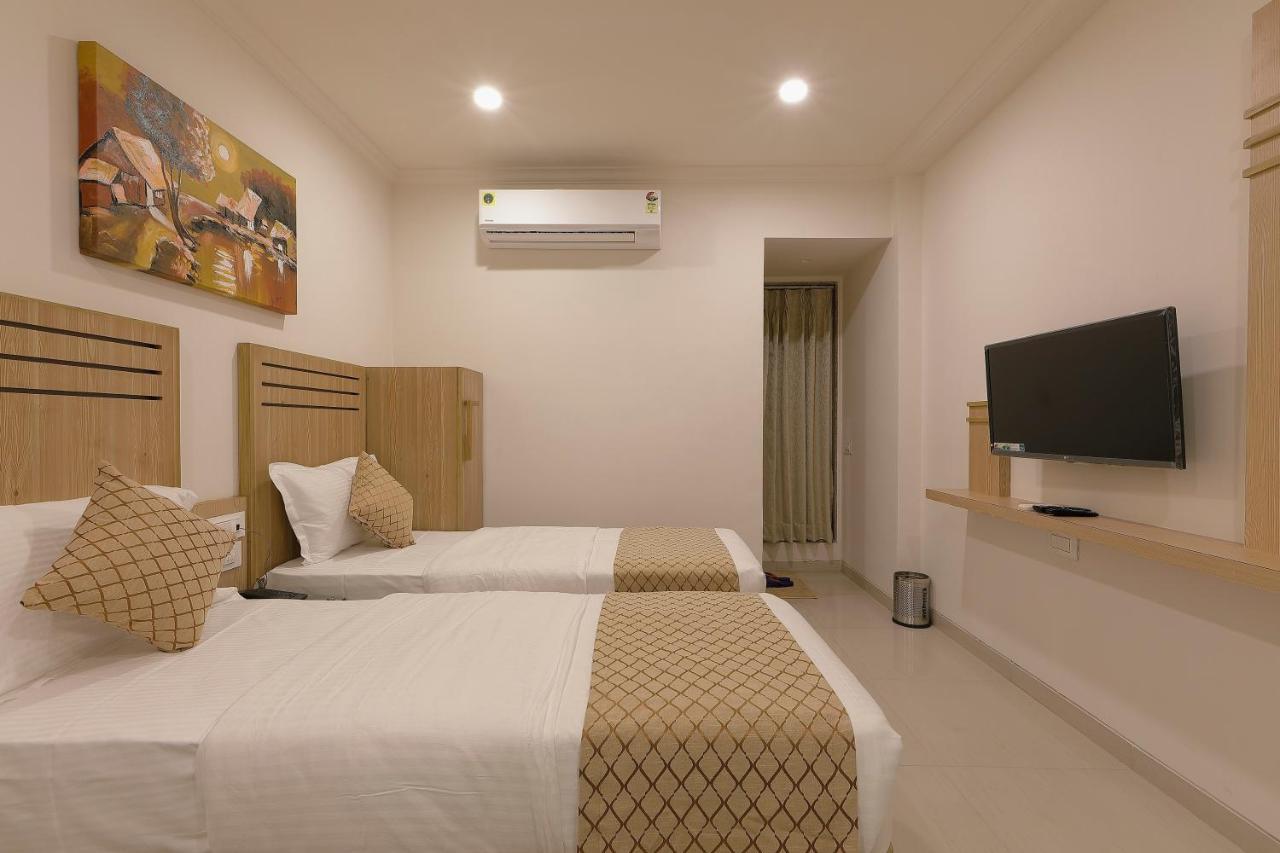 Hotel Bhagyoday Ahmedabad Ngoại thất bức ảnh