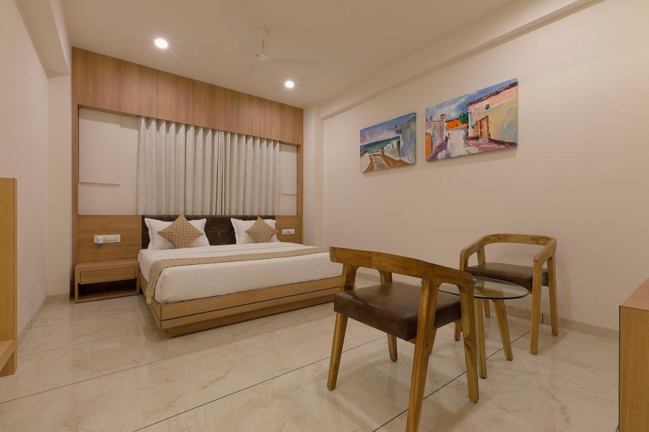 Hotel Bhagyoday Ahmedabad Ngoại thất bức ảnh