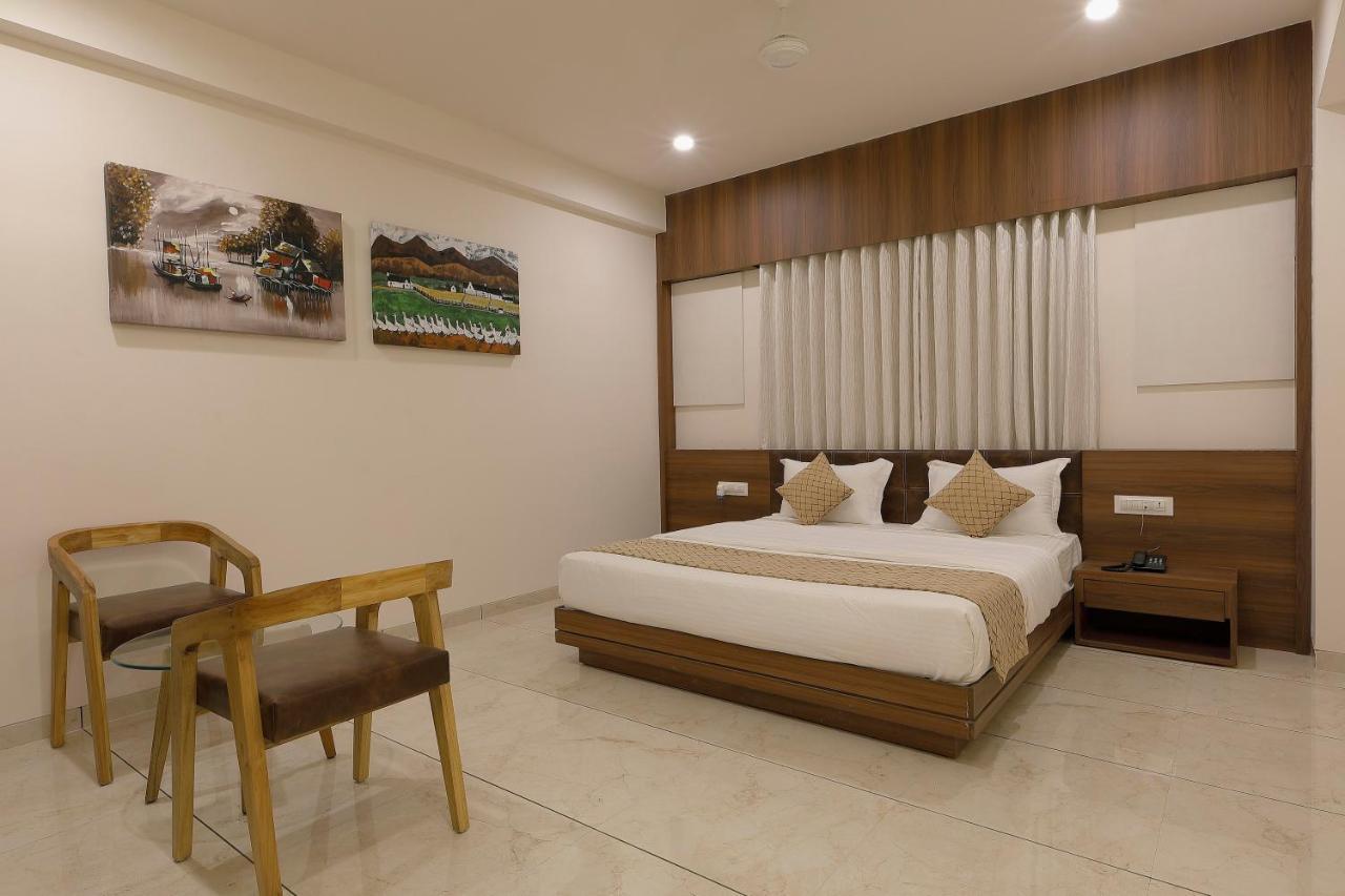 Hotel Bhagyoday Ahmedabad Ngoại thất bức ảnh