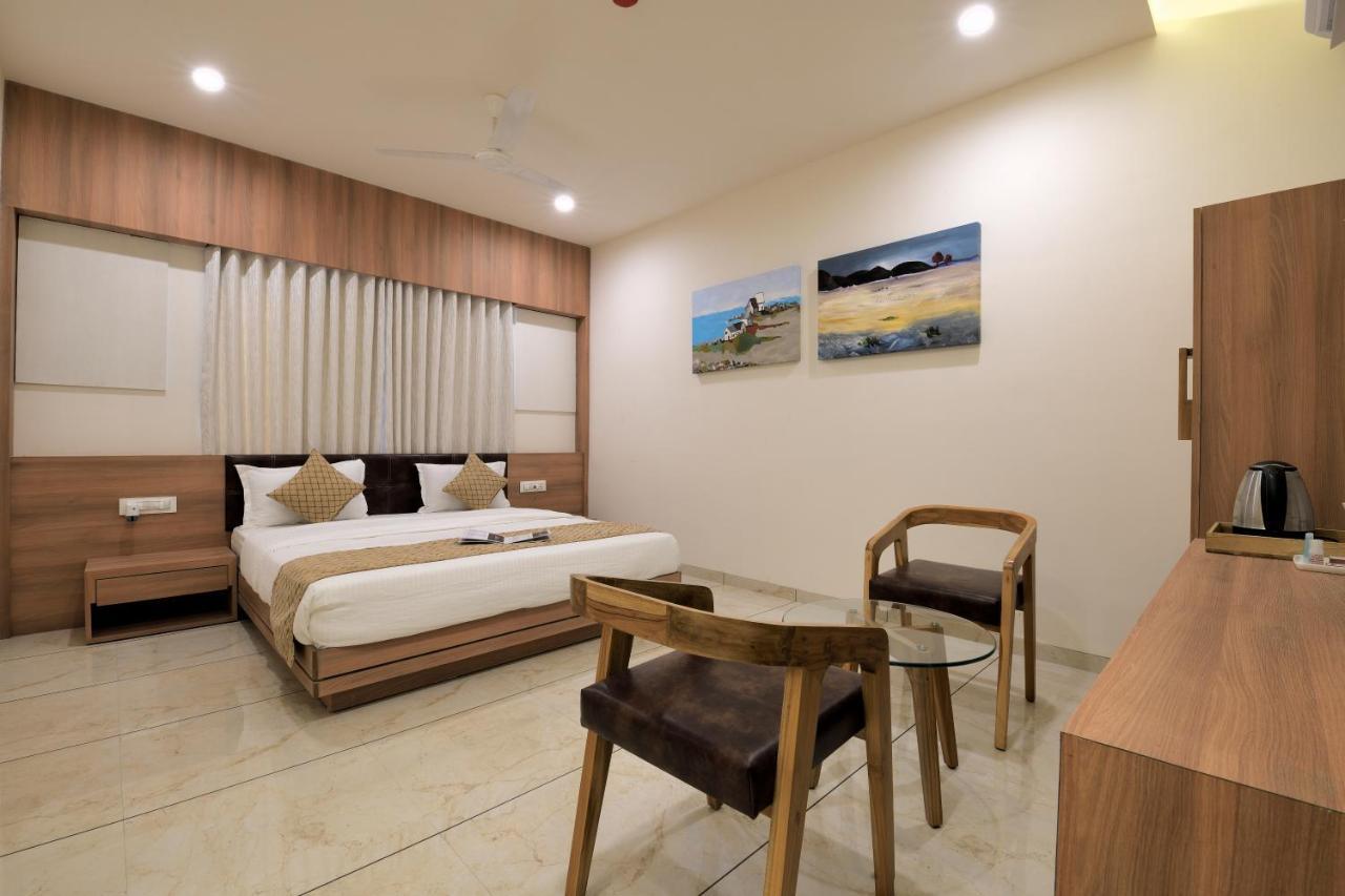 Hotel Bhagyoday Ahmedabad Ngoại thất bức ảnh