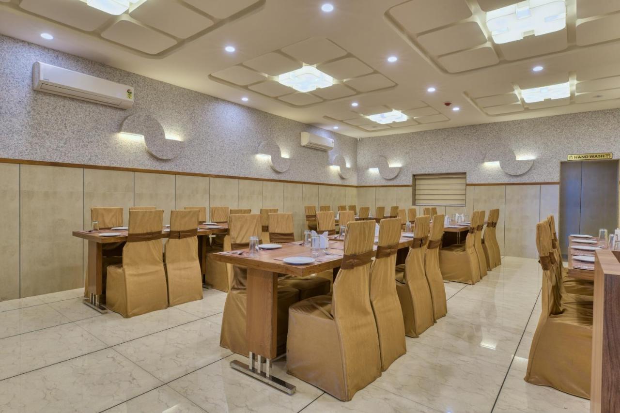 Hotel Bhagyoday Ahmedabad Ngoại thất bức ảnh