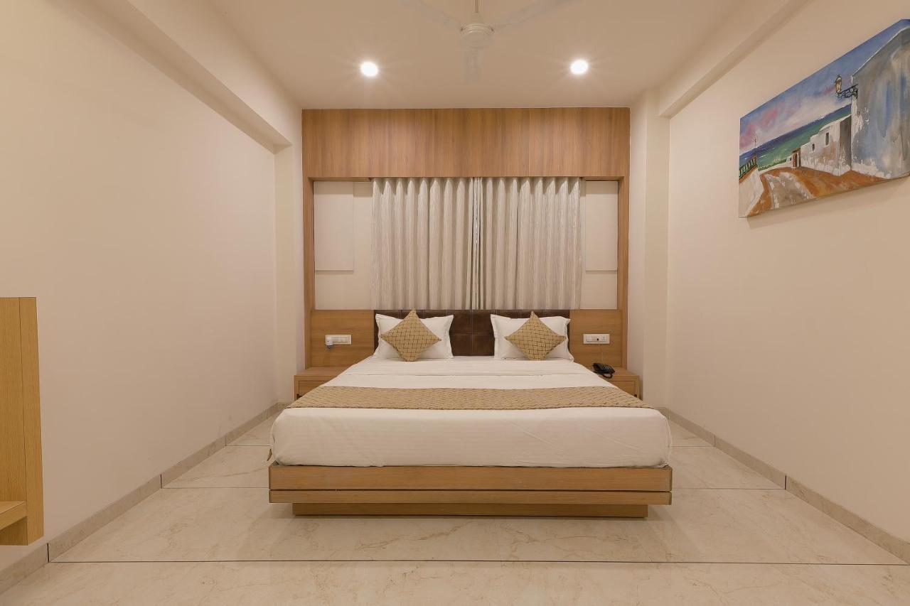 Hotel Bhagyoday Ahmedabad Ngoại thất bức ảnh