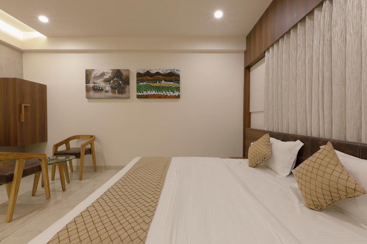 Hotel Bhagyoday Ahmedabad Ngoại thất bức ảnh