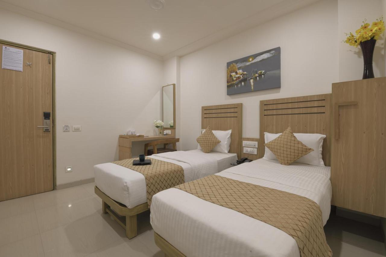 Hotel Bhagyoday Ahmedabad Ngoại thất bức ảnh